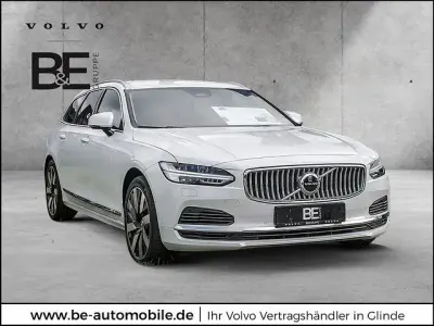 Gebraucht Volvo V90 Core 398 PS (292 kW) 2024 Weiß Kombi