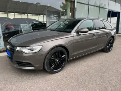 Gebraucht Audi A6 190 PS (139 kW) 2014 Grau Kombi