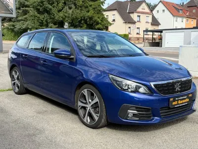 Gebraucht Peugeot 308 SW Active 131 PS (96 kW) 2018 Blau Kombi