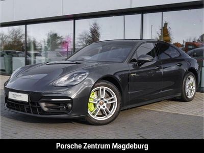 Porsche Panamera 4