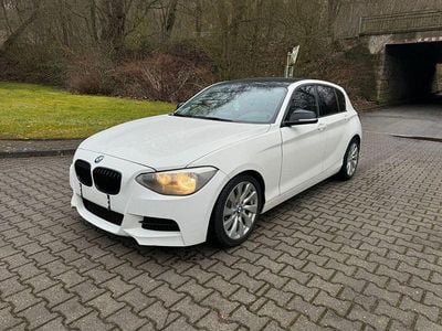 Second-hand BMW 120 Sport Line 184 CP (135 kW) 2011 Alb Hatchback