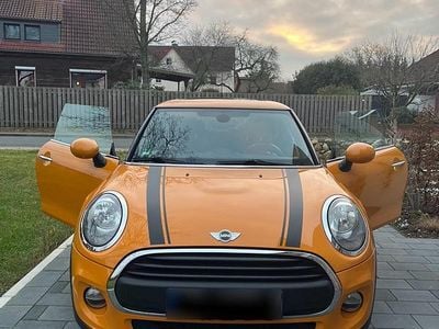 Usata Mini Cooper 95 CV (69 kW) 2015 Arancione Utilitaria