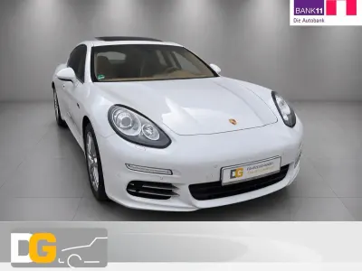Gebraucht Porsche Panamera 4 310 PS (228 kW) 2016 Weiß Limousine