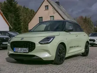 Gebraucht Suzuki Swift Comfort 83 PS (61 kW) 2025 Gelb Kleinwagen