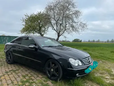 Gebraucht Mercedes CLK240 Elegance 170 PS (125 kW) 2002 Schwarz Coupé