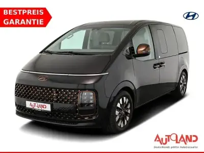 Gebraucht Hyundai Staria Signature 177 PS (130 kW) 2022 Abyss black metallic Van / Kleinbus
