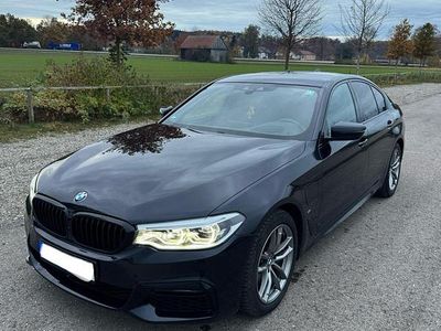 Schwarz Gebraucht 2019 BMW 530e M Sport Limousine | 28.400 € (Fairer Preis)