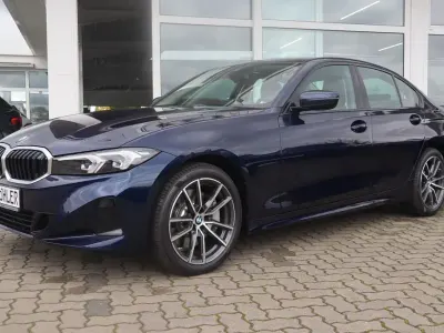 Gebraucht BMW 330 286 PS (210 kW) 2026 Tansanitblau ii metallic Limousine