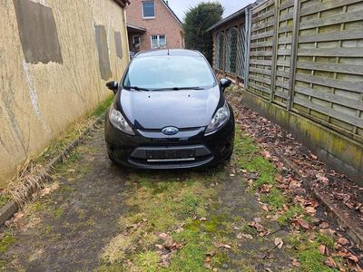 Gebraucht Ford Fiesta Ambiente 82 PS (60 kW) 2009 Schwarz Kleinwagen