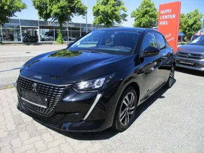 Gebraucht Peugeot 208 Allure 101 PS (74 kW) 2022 Schwarz (metallic) Kleinwagen