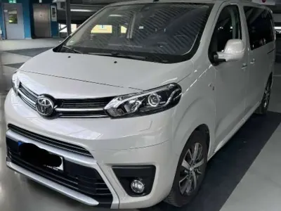 Gebraucht Toyota Proace Verso Executive 177 PS (130 kW) 2019 Grau Kombi