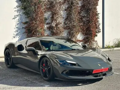 Gebraucht Ferrari 296 829 PS (609 kW) 2023 Grau