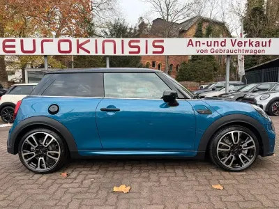Używany Mini Cooper S 178 KM (130 kW) 2022 Niebieski Hatchback