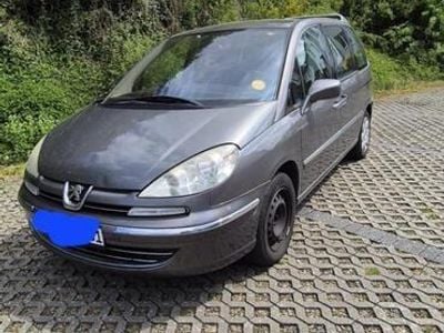 Peugeot 807