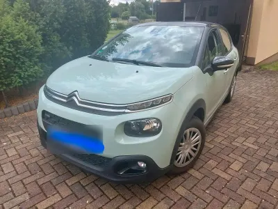 Gebraucht Citroën C3 82 PS (60 kW) 2016 Grün Limousine