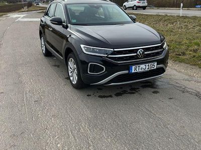 Gebraucht VW T-Roc Style 150 PS (110 kW) 2024 Schwarz SUV