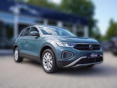 Gebraucht VW T-Roc 150 PS (110 kW) 2023 Blau metallic SUV