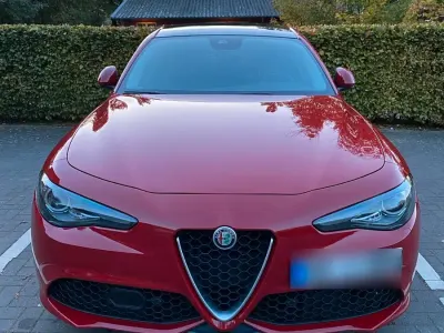 Gebraucht Alfa Romeo Giulia Veloce 280 PS (205 kW) 2017 Rot Limousine