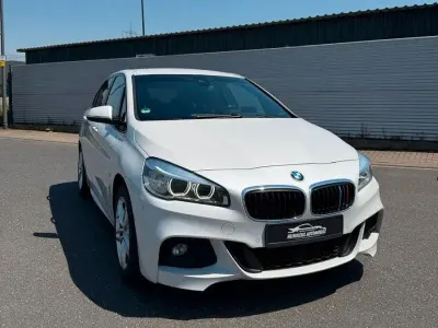 Gebraucht BMW 220 M Sport 190 PS (139 kW) 2015 Weiß Van / Kleinbus