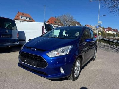Usata Ford B-MAX Titanium 105 CV (77 kW) 2017 Blu Monovolume
