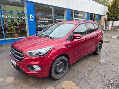 Usado Ford Kuga ST-Line 180 HP (132 kW) 2018 Vermelho SUV