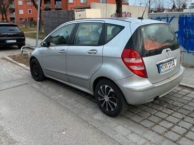 gebraucht Mercedes A150 alles gut