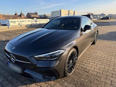 Gebraucht Mercedes CLE220 197 PS (144 kW) 2024 Grau Coupé