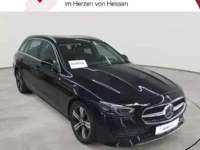Gebraucht Mercedes C200 163 PS (119 kW) 2023 Schwarz Kombi