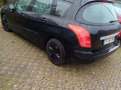 Gebraucht Peugeot 308 SW Tendance 111 PS (81 kW) 2010 Schwarz Kombi