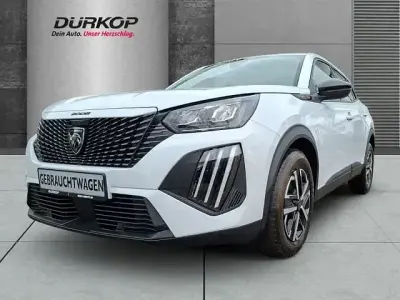 Gebraucht Peugeot 2008 Style 136 PS (100 kW) 2024 Weiß SUV
