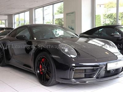 Porsche 911 Carrera 4 GTS