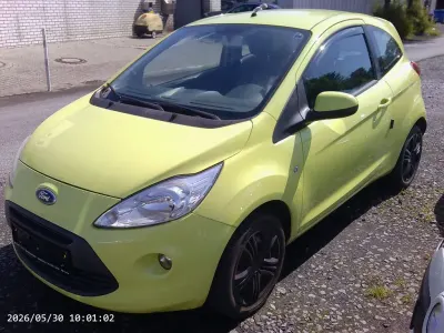 Gebraucht Ford Ka Titanium 69 PS (50 kW) 2010 Gelb Kleinwagen