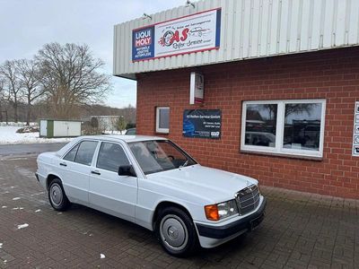 Weiß Gebraucht 1990 Mercedes 190 Limousine | 3.299 €