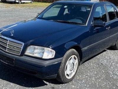 Mercedes C180