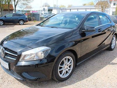 Second-hand Mercedes A180 Style 122 CP (89 kW) 2013 Negru Berlinǎ
