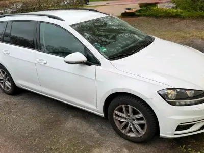 Gebraucht VW Golf VII 125 PS (91 kW) 2017 Weiß Kombi