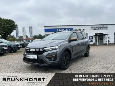 Nowe Dacia Jogger Extreme 101 KM (74 kW) 2025 Szary Minivan
