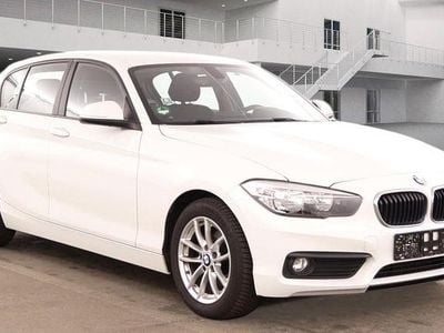 Gebraucht BMW 118 Advantage 136 PS (100 kW) 2018 Weiß Kleinwagen