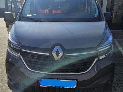 Gebraucht Renault Trafic Komfort 120 PS (88 kW) 2021 Grau Van / Kleinbus