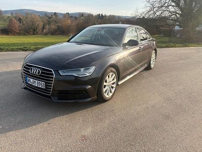 Gebraucht Audi A6 Ambiente 218 PS (160 kW) 2017 Grau Limousine