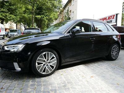 Gebraucht Audi A3 Sport 150 PS (110 kW) 2019 Mythosschwarz Limousine