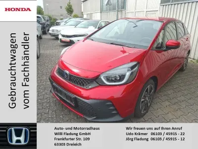 Gebraucht Honda Jazz Advance 122 PS (89 kW) 2023 Premium crystal red (metallic) Kleinwagen