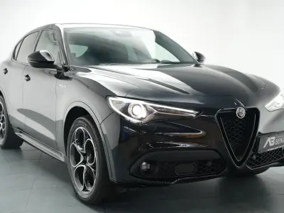 Gebraucht Alfa Romeo Stelvio Veloce 209 PS (153 kW) 2022 Schwarz SUV