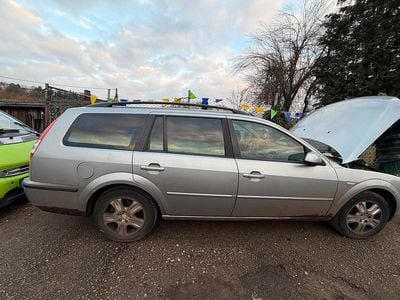 Gebraucht Ford Mondeo 125 PS (91 kW) 2005 Grau Kombi