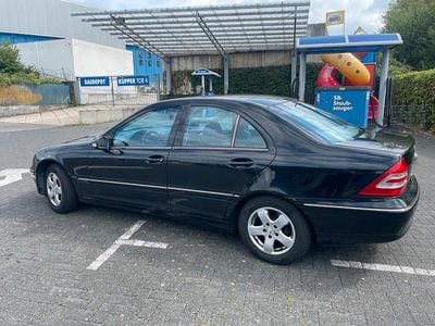 Mercedes 200