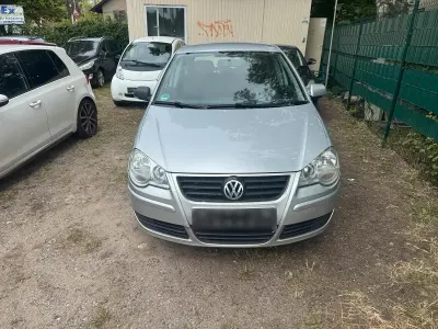 Gebraucht VW Polo 75 PS (55 kW) 2005 Silber Kleinwagen