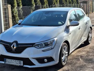 Usata Renault Mégane Experience 101 CV (74 kW) 2017 Bianco Berlina