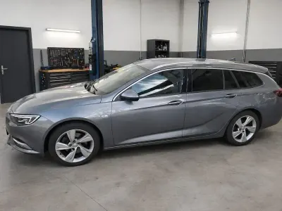 Second-hand Opel Insignia Innovation 170 CP (125 kW) 2017 Gri Break