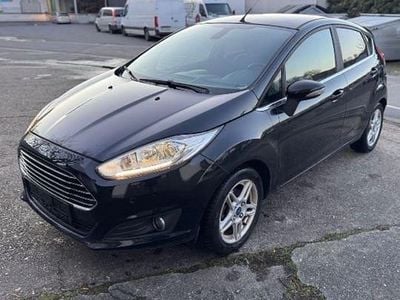 Gebraucht Ford Fiesta 80 PS (58 kW) 2014 Schwarz Kleinwagen