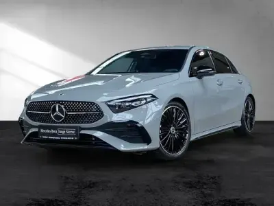 Gebraucht Mercedes A220 AMG 190 PS (139 kW) 2025 Manufaktur alpingrau uni Limousine